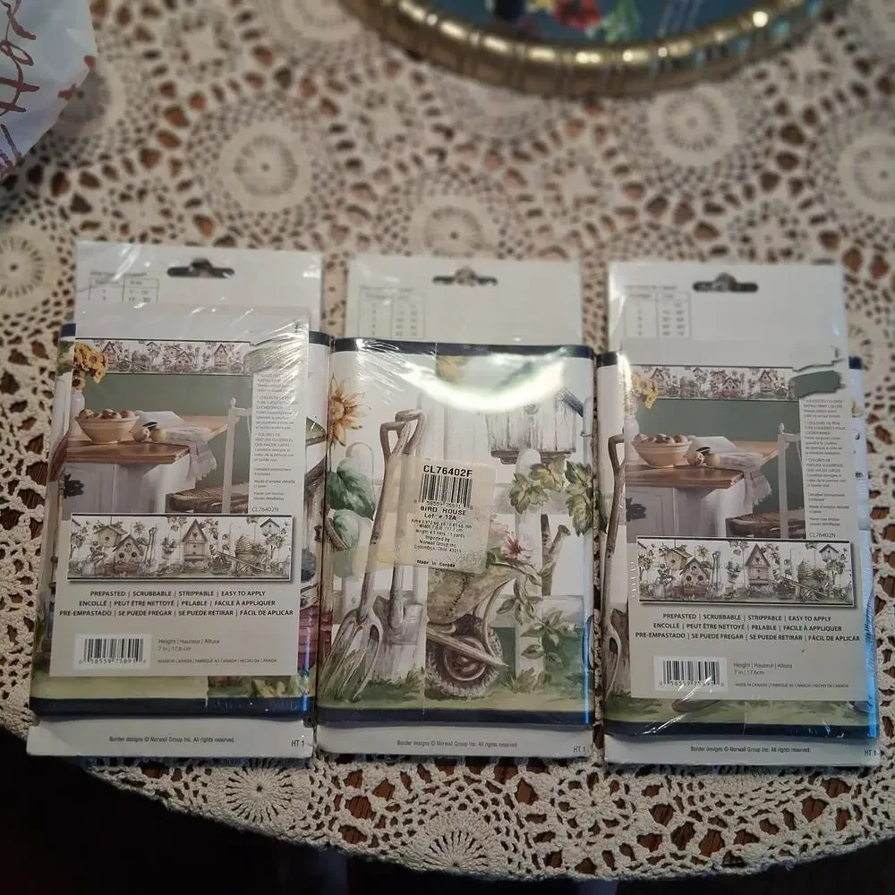 Home Trends new Wallpaper border 3 pkgs 5 yards each Bird house vintage